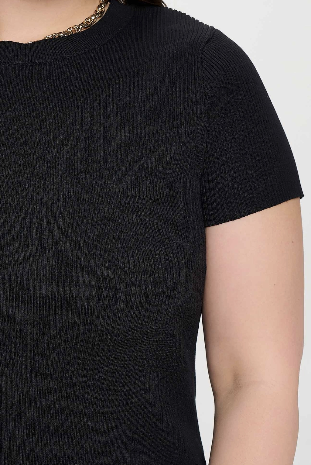 Plus Ribbed Basic Tee in Black