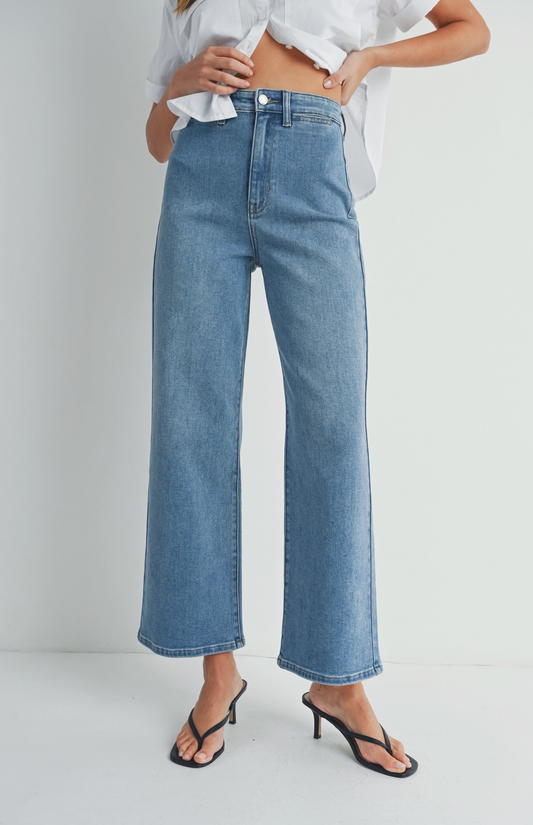 High Rise Welt Pocket Wide Leg Jeans