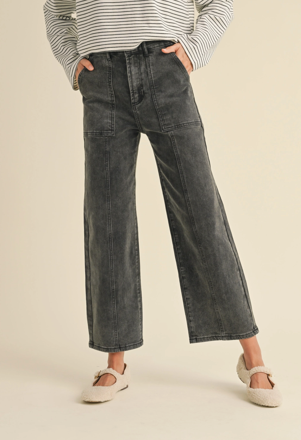 Paneled High Rise Jeans