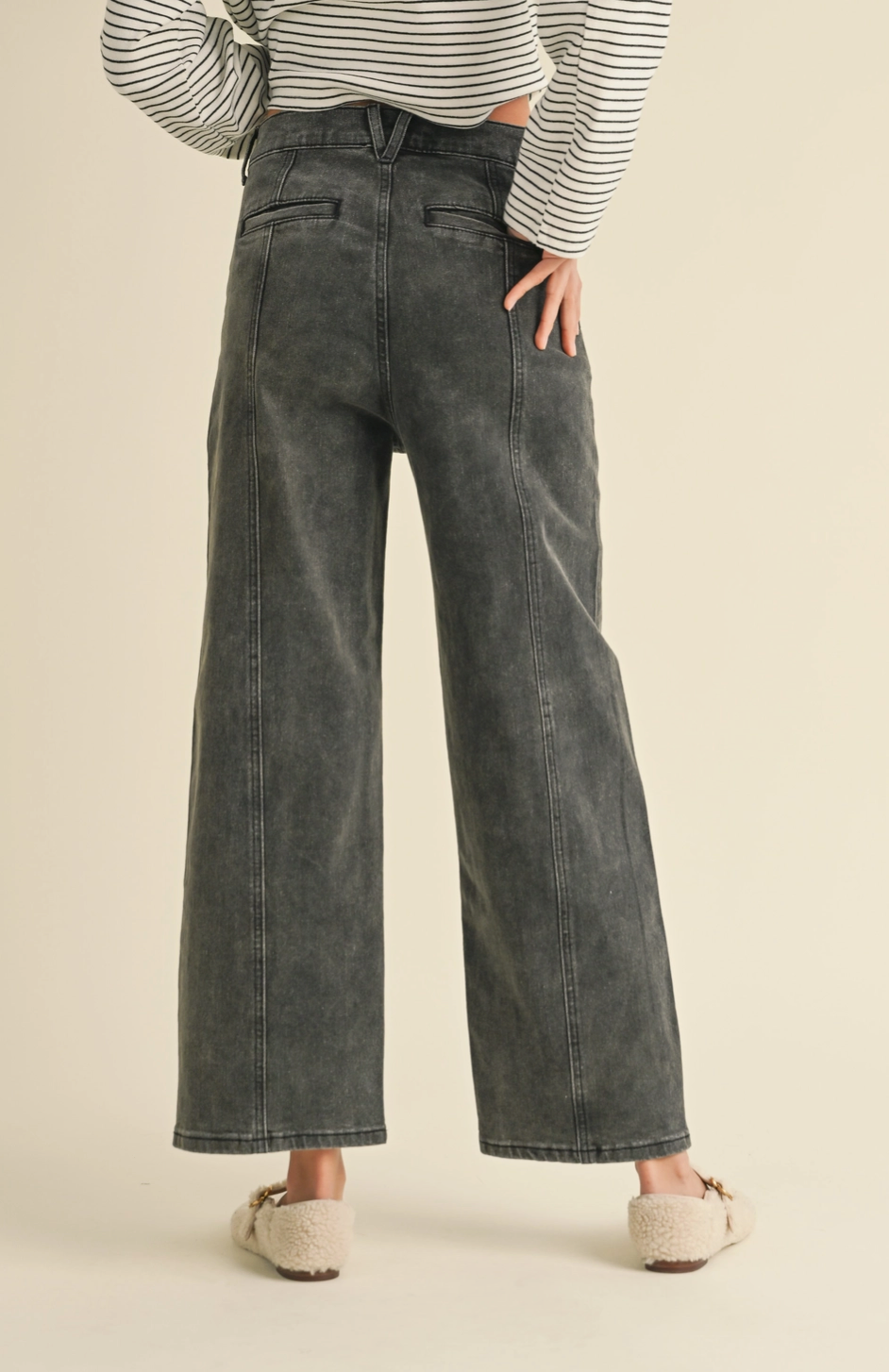 Paneled High Rise Jeans